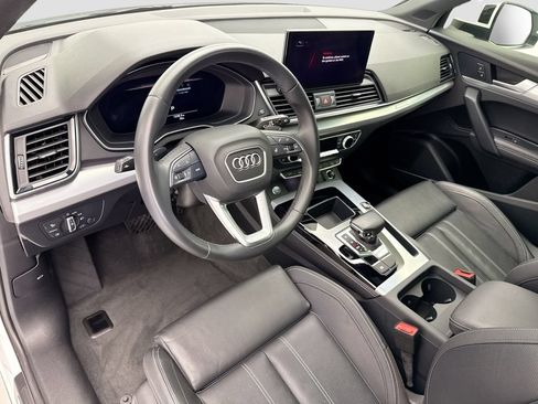 Used 2023 Audi Q5 2.0T Premium Plus w/ Premium Plus Package AWD/4WD image 9