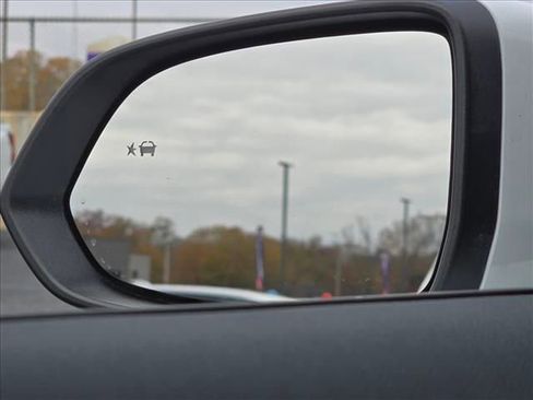 New 2026 Chevrolet Equinox EV LT image 29