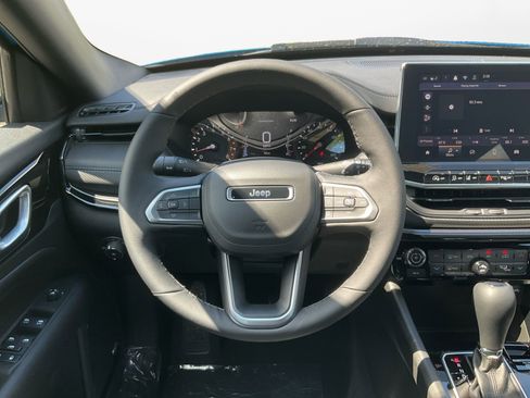 New 2025 Jeep Compass Limited w/ Sun & Sound Group image 12