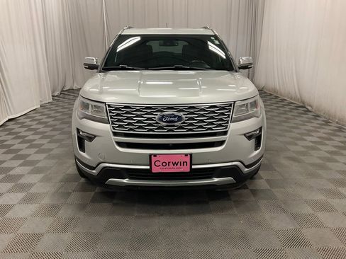 Used 2018 Ford Explorer Platinum image 9