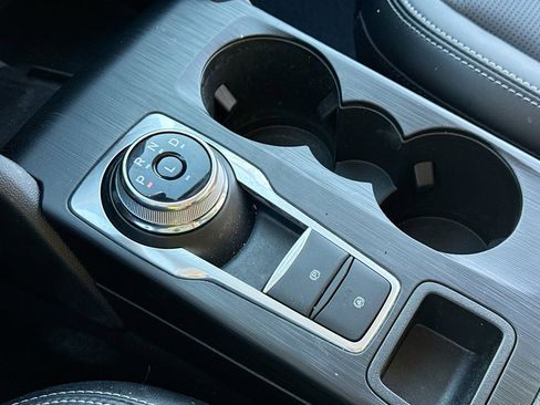 Used 2023 Ford Escape Platinum image 11