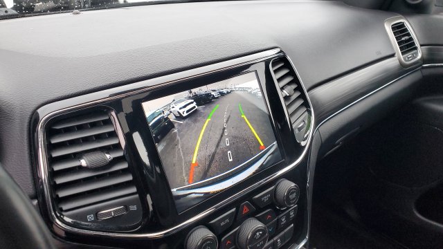 Certified 2019 Jeep Grand Cherokee Limited AWD/4WD image 17
