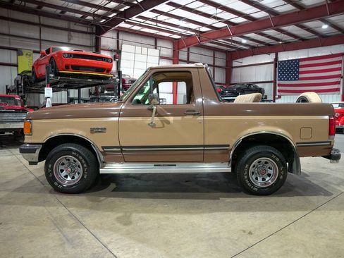 Used 1987 Ford Bronco AWD/4WD image 4