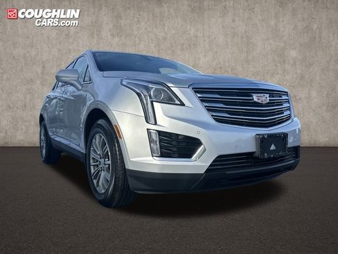 Used 2017 Cadillac XT5 Luxury image 1