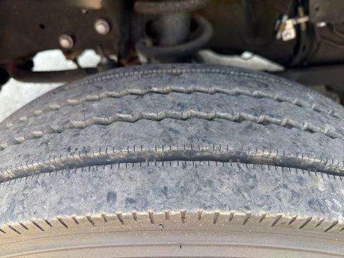 Used 2018 RAM 5500 Tradesman w/ Power & Remote Entry Group image 28