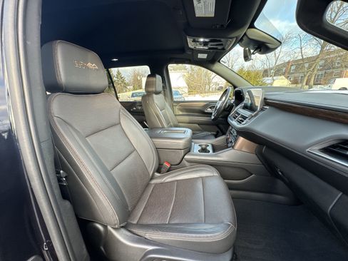 Used 2023 Chevrolet Tahoe High Country w/ Premium Package 2 image 29