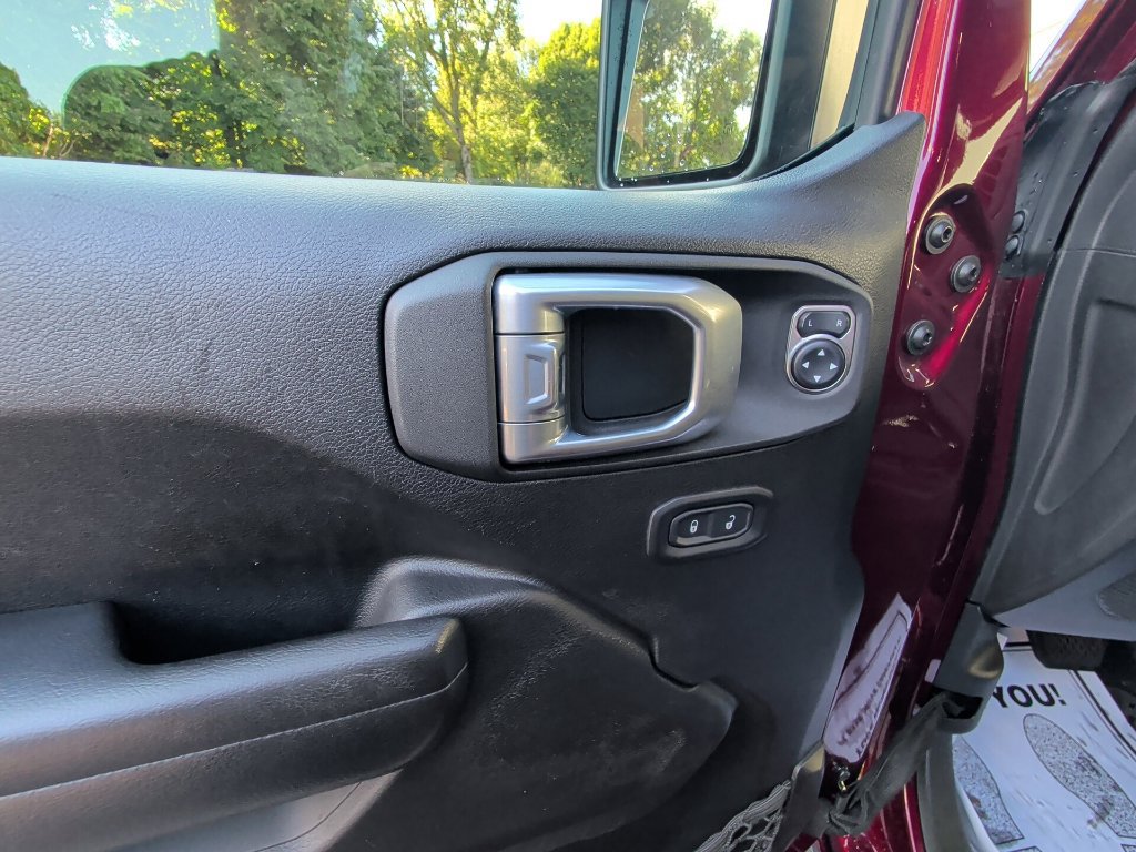 Used 2021 Jeep Wrangler Unlimited Sport AWD/4WD image 12