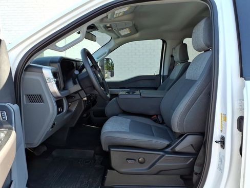 Used 2025 Ford F250 XLT AWD/4WD image 12