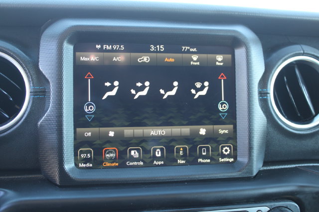Used 2022 Jeep Wrangler Unlimited Rubicon 4xe AWD/4WD image 17