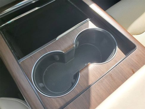 Used 2023 Tesla Model X image 25