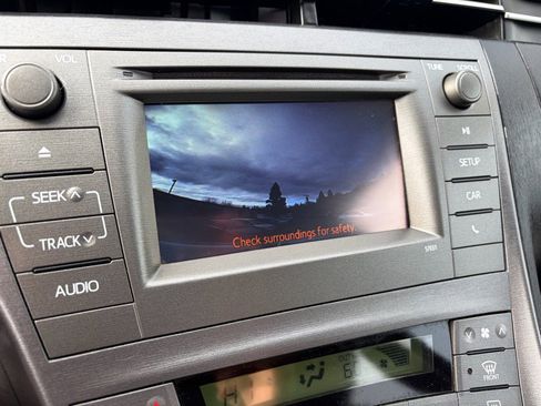 Used 2015 Toyota Prius Two image 13