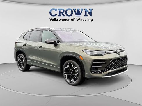 New 2026 Volkswagen Tiguan SEL R-Line AWD/4WD image 1