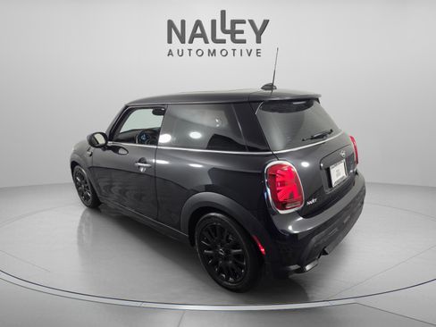 Used 2024 MINI Cooper 2-Door Hardtop image 3
