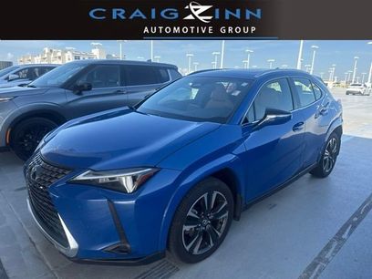 Used 2025 Lexus UX 300h FWD w/ Accessory Package (Z2)