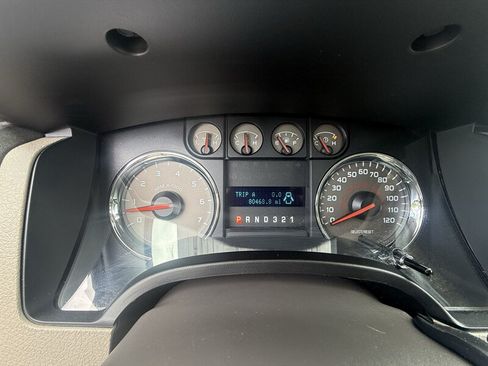 Used 2010 Ford F150 XLT RWD image 19
