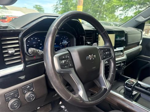 Used 2023 Chevrolet Silverado 1500 RST w/ Protection Package AWD/4WD image 16