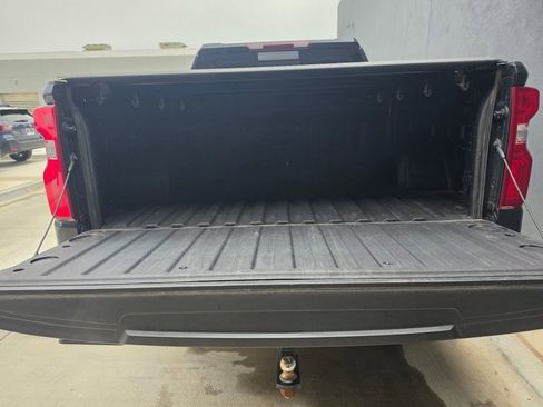 Used 2024 Chevrolet Silverado 1500 LTZ AWD/4WD image 16