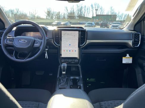 New 2025 Ford Ranger XLT w/ Equipment Group 301A High image 23