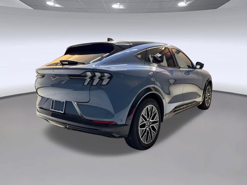 Used 2024 Ford Mustang Mach-E Premium RWD image 9