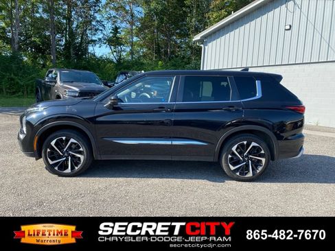 Used 2022 Mitsubishi Outlander SE AWD/4WD image 8