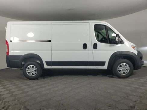 Used 2024 RAM ProMaster 2500 w/ Quick Order Package 22G SLT image 2