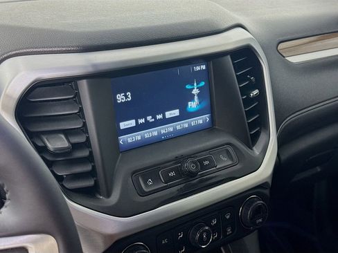 Used 2019 GMC Acadia SLE w/ LPO, Floor Liner Package FWD image 14