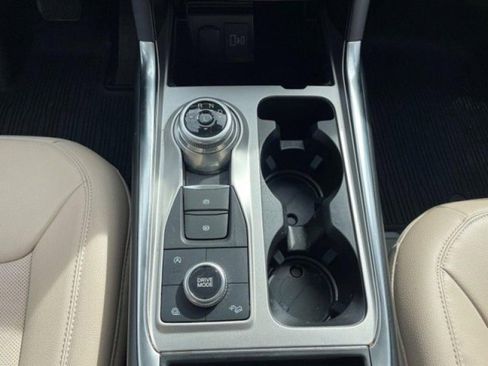 Used 2021 Ford Explorer Limited w/ Equipment Group 301A image 36