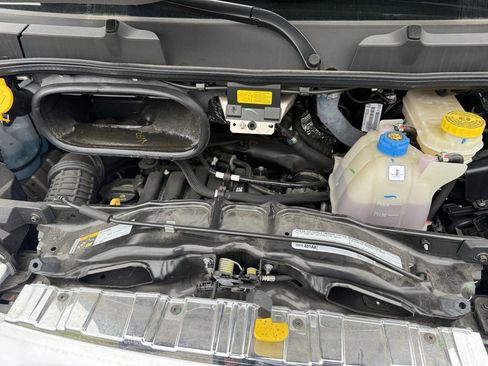 New 2025 RAM ProMaster 3500 w/ Quick Order Package 22G SLT image 37