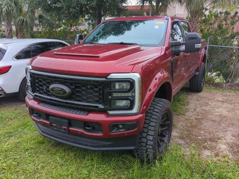 Used 2025 Ford F250 Lariat w/ Lariat Ultimate Package AWD/4WD image 3