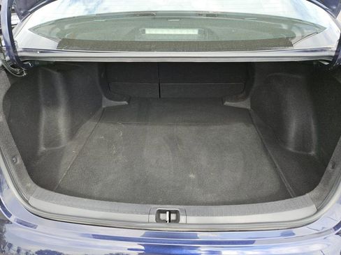 Used 2023 Toyota Corolla LE image 9