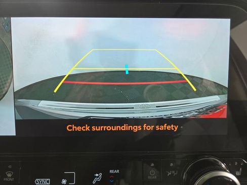 Used 2024 Toyota Highlander Platinum image 22