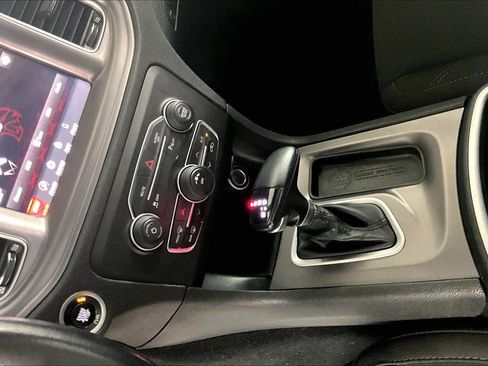 Used 2023 Dodge Charger SXT image 18