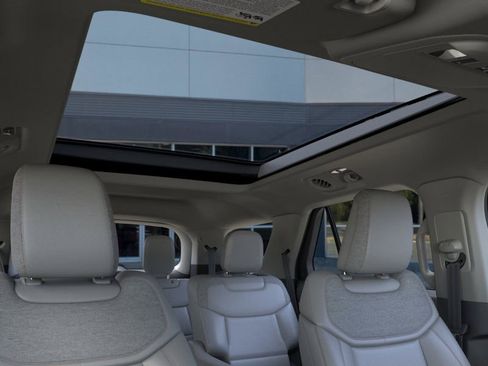 New 2026 Ford Explorer Active w/ Active Comfort Package image 22