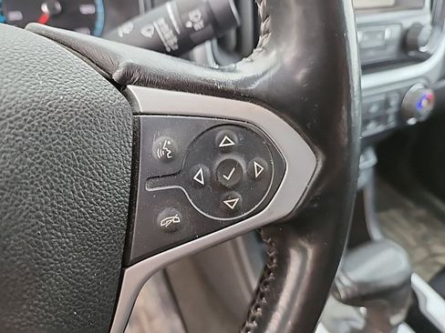 Used 2016 Chevrolet Colorado LT w/ Luxury Package, Chrome AWD/4WD image 12