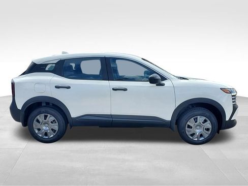 New 2026 Nissan Kicks S image 7