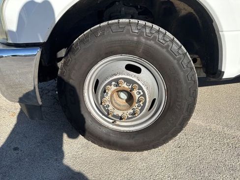 Used 2017 Ford F350 XL w/ Power Equipment Group image 15