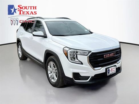 Used 2024 GMC Terrain SLE w/ Driver Convenience Package FWD image 1
