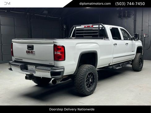 Used 2019 GMC Sierra 3500 SLT image 6