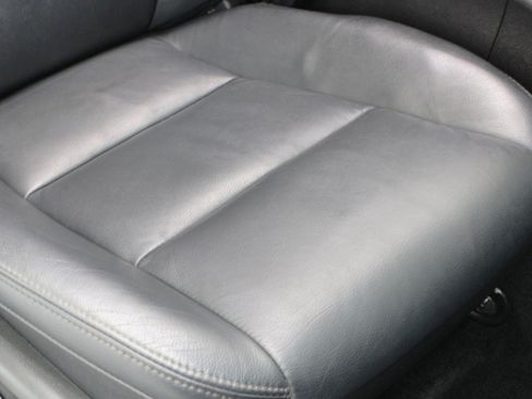 Used 2016 Toyota Avalon Touring image 49