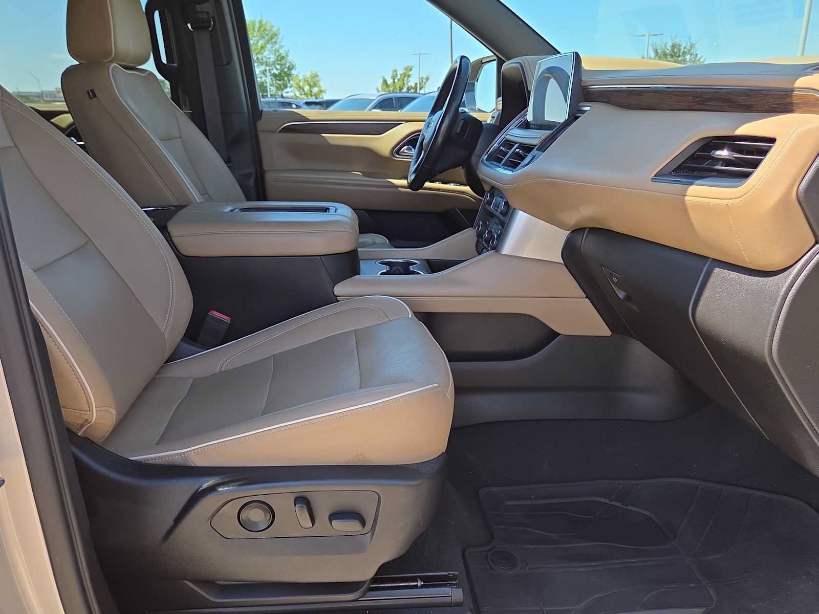 Used 2021 Chevrolet Tahoe Premier RWD image 18