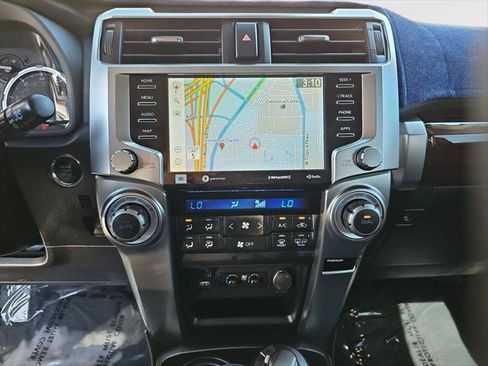 Certified 2024 Toyota 4Runner Limited AWD/4WD image 15