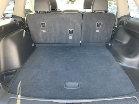 Certified 2023 Jeep Grand Cherokee Limited w/ Black Appearance Package image 6