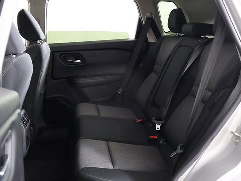 Used 2024 Nissan Rogue SV image 26