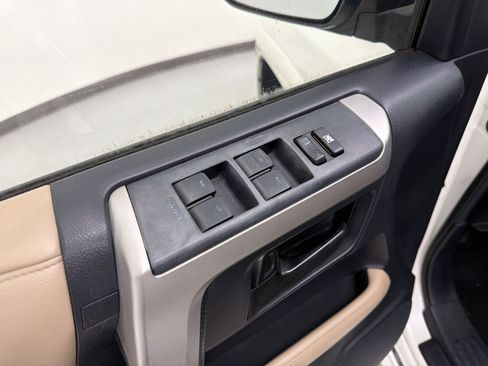 Used 2010 Toyota 4Runner Limited RWD image 12