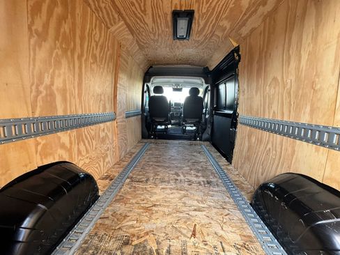 Used 2023 RAM ProMaster 2500 w/ Driver Convenience Group image 28