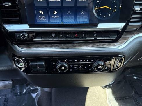 Certified 2025 Chevrolet Silverado 2500 LT w/ Convenience Package AWD/4WD image 17