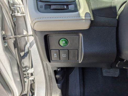 Used 2022 Honda HR-V LX image 35