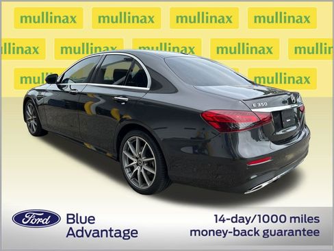 Used 2022 Mercedes-Benz E 350 Sedan image 3