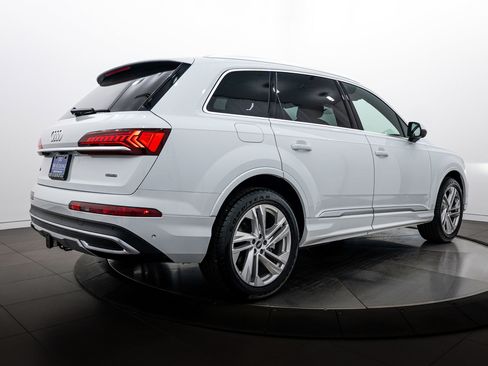 Used 2021 Audi Q7 3.0T Premium image 4