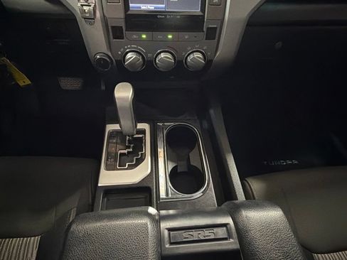 Used 2017 Toyota Tundra SR5 w/ SR5 Upgrade Package AWD/4WD image 20